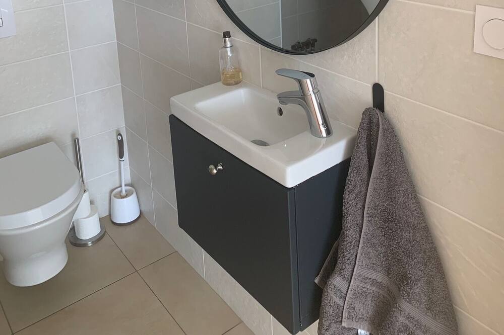 Photo of Bathroom in Bastia