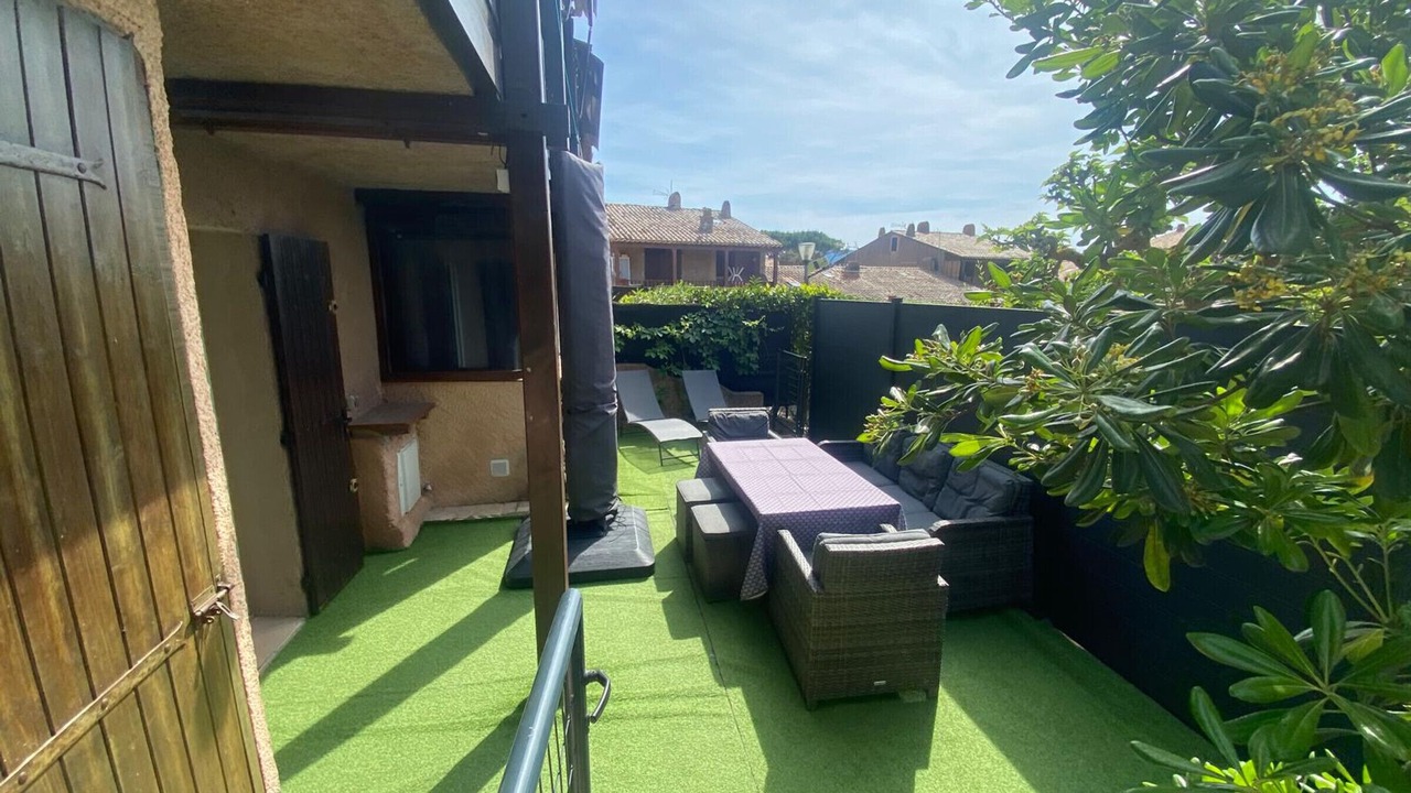 Photo of Outdoor in Residences du Golfe de Lava
