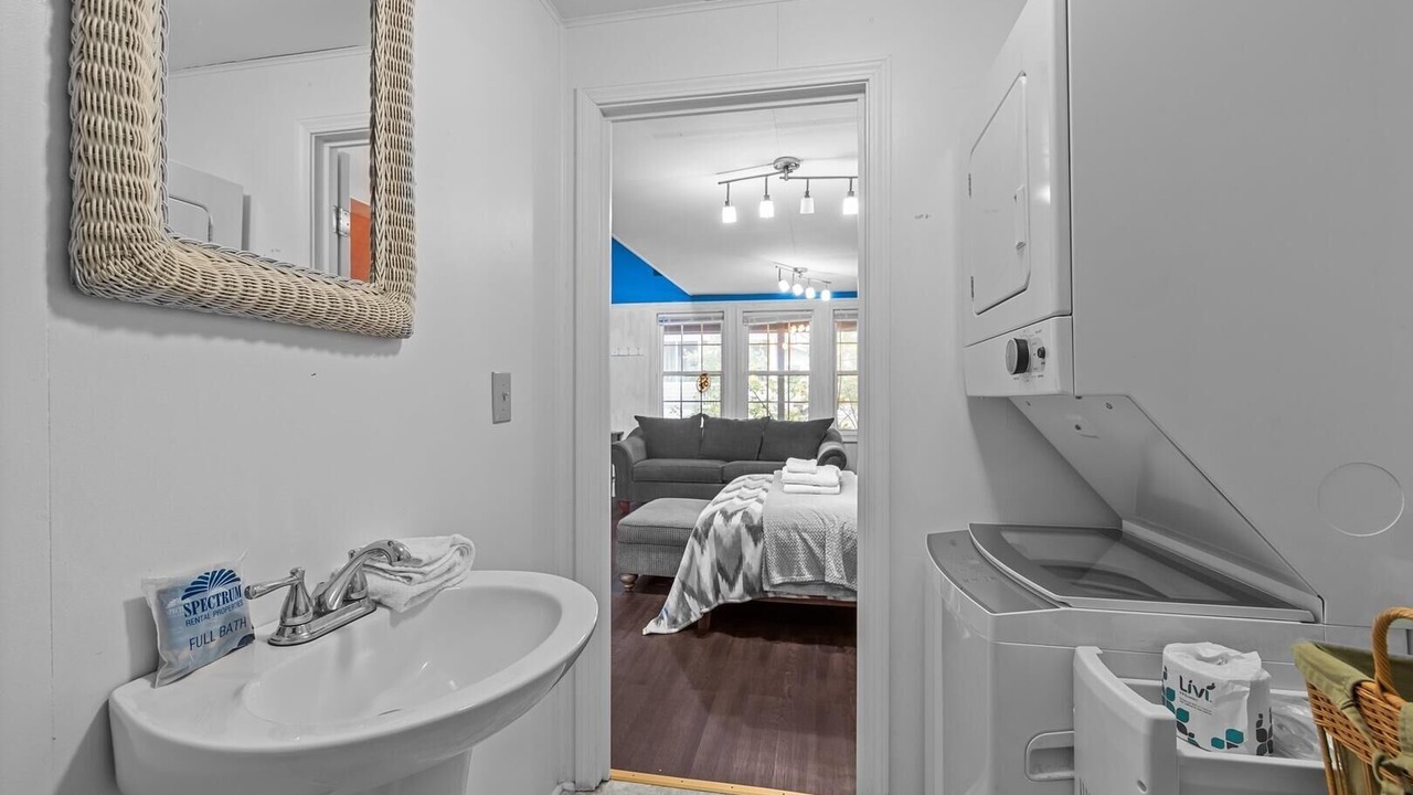 Photo of Bathroom in Harkers Island