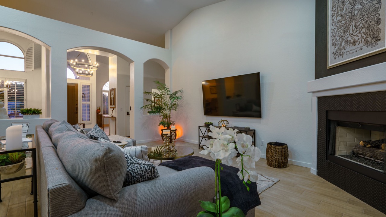 Photo of Livingroom in Arabian Crest