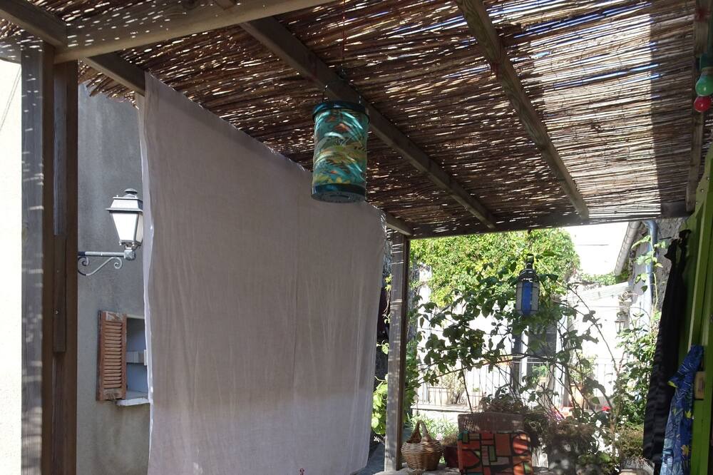 Photo of Outdoor in Olini