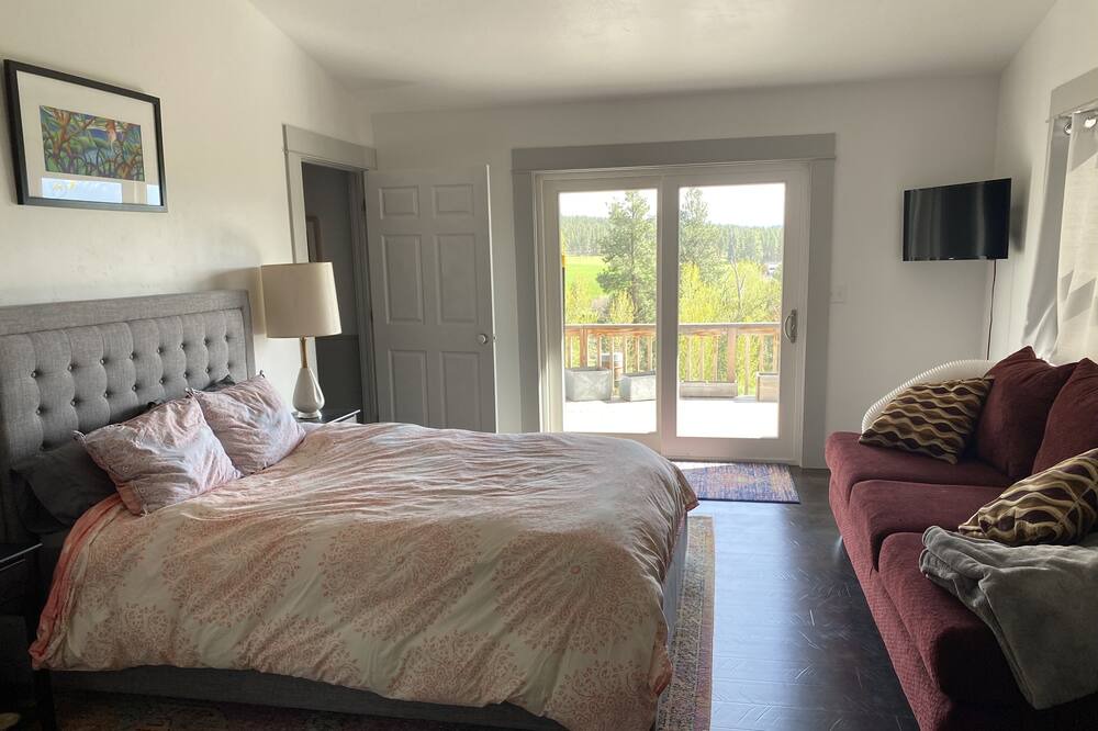 Photo of Bedroom in Corvallis