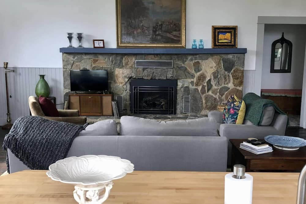 Photo of Livingroom in Corvallis