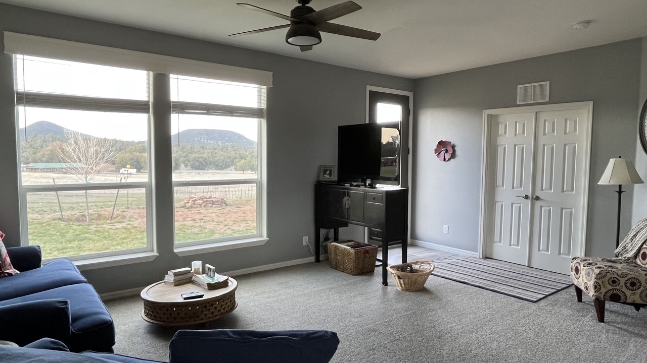 Photo of Livingroom in Young