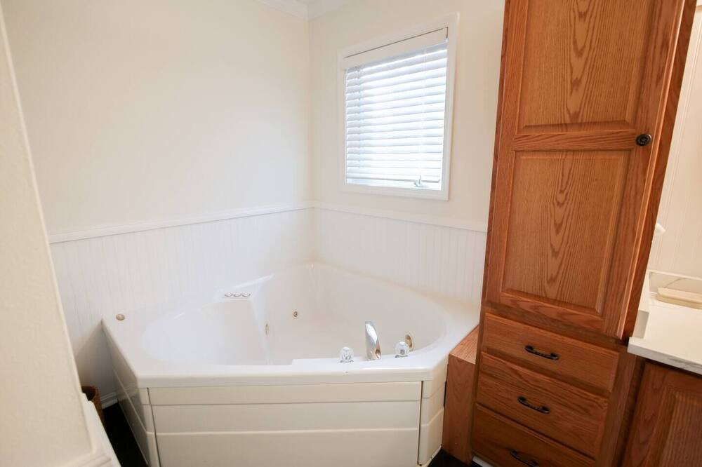 Photo of Bathroom in Bumpass
