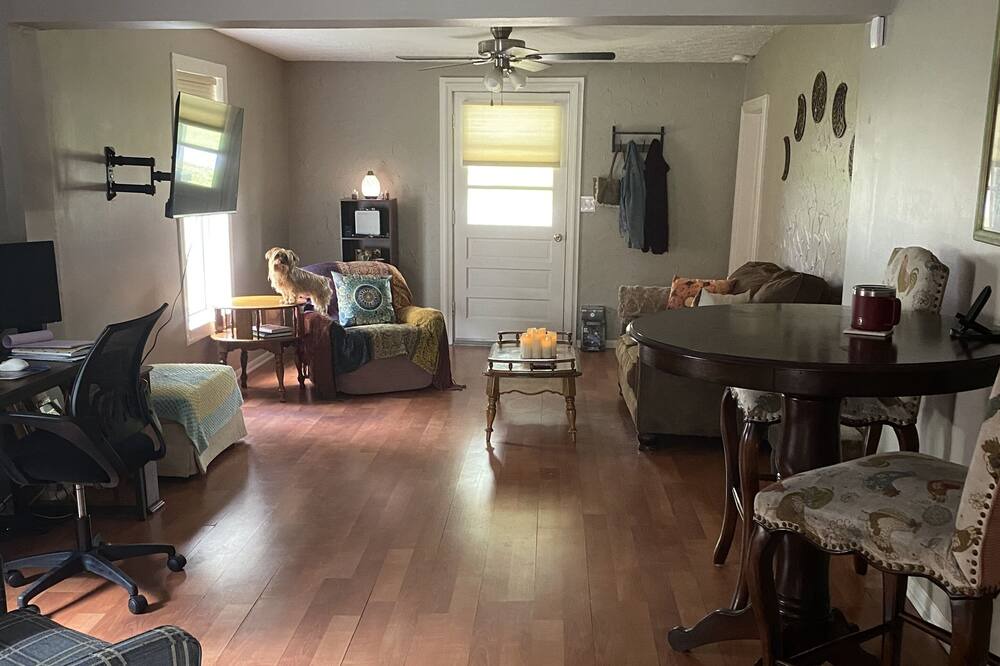 Photo of Others in Olive Hill