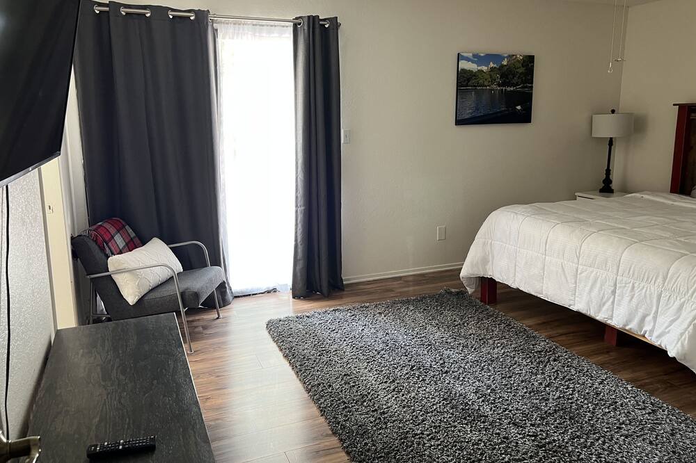 Photo of Bedroom in Greenacres