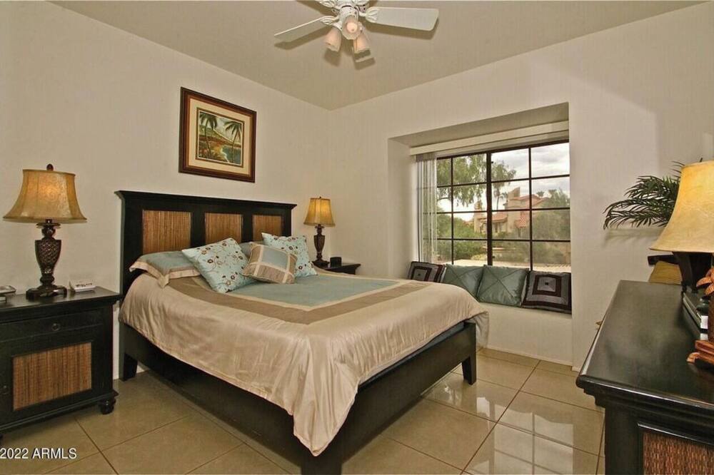 Photo of Bedroom in Scottsdale Ranch
