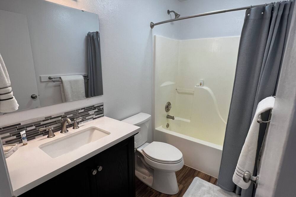 Photo of Bathroom in Pullman