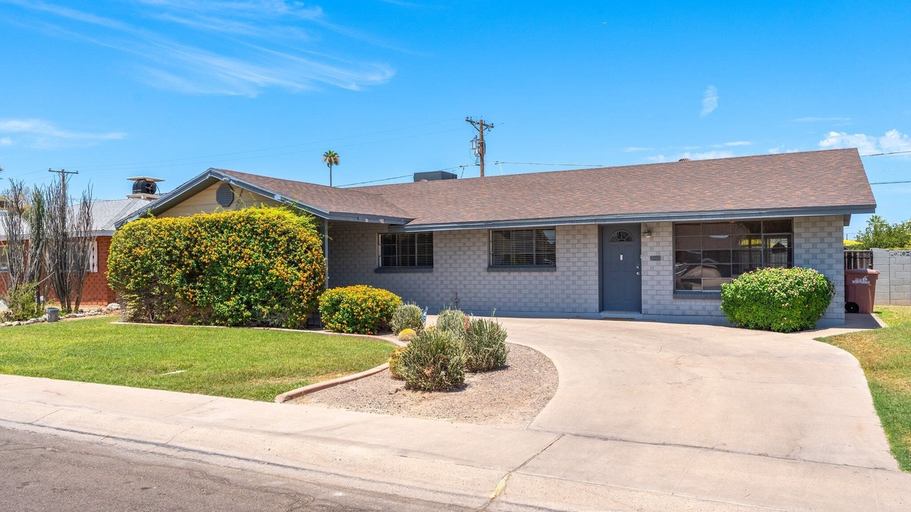 Photo of Outdoor in Scottsdale Estates Six