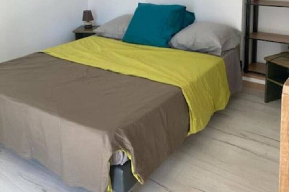 Photo of Bedroom in Serra-di-Fiumorbo