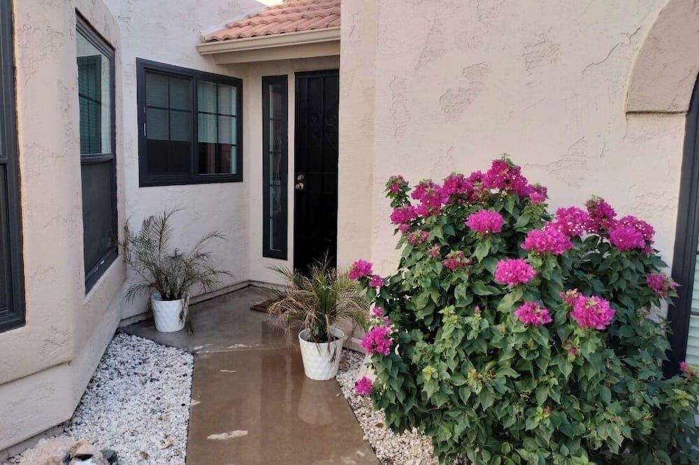Photo of Outdoor in Fairway Ridge At Westbrook Village