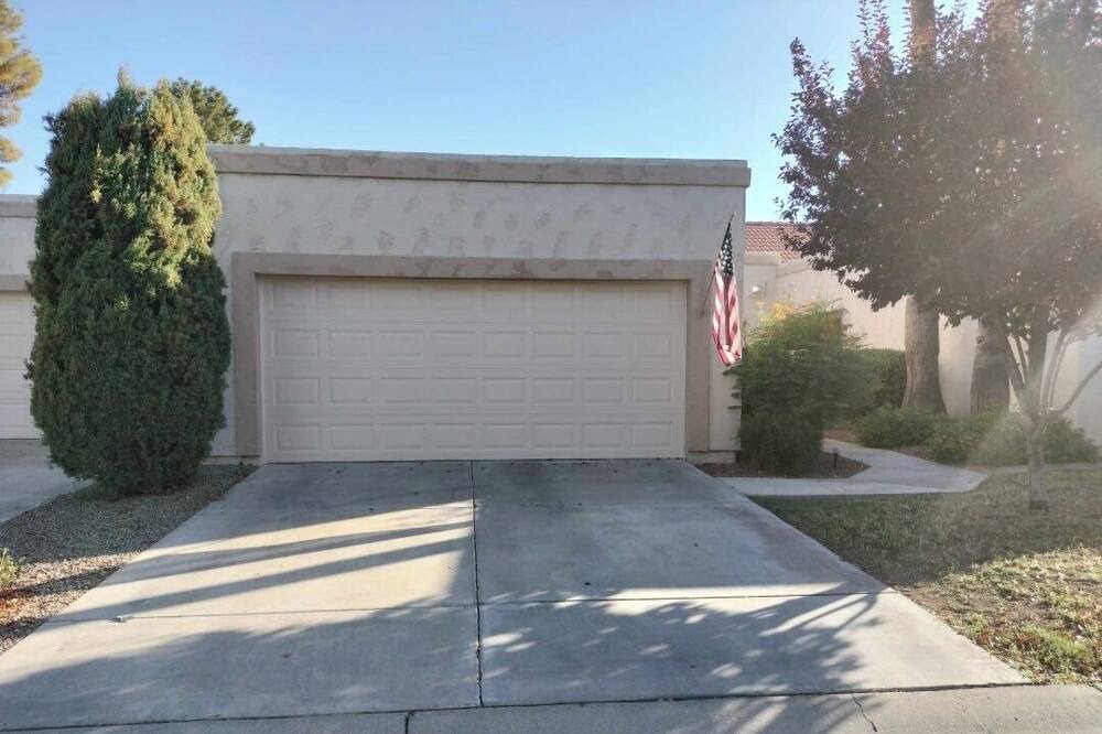Photo of Outdoor in Fairway Ridge At Westbrook Village