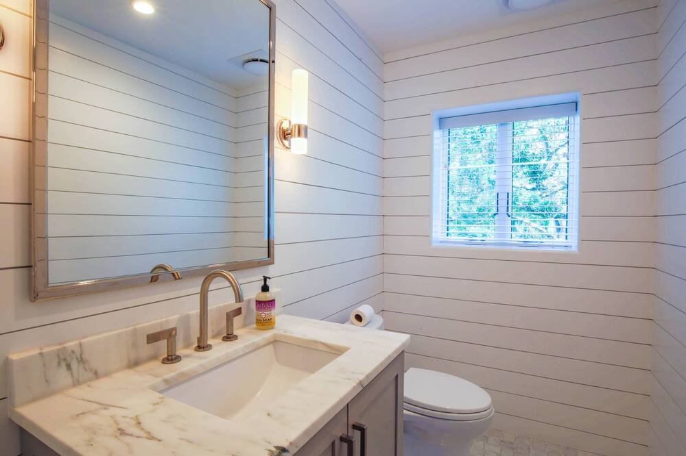 Photo of Bedroom in Sullivan's Island