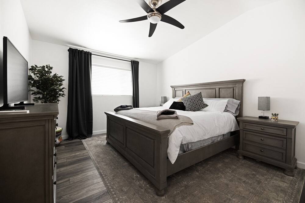 Photo of Bedroom in South Scottsdale