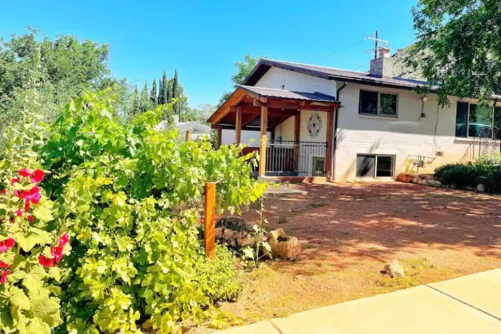 Photo of Outdoor in Toquerville