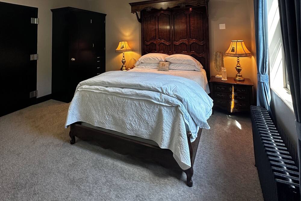 Photo of Bedroom in Silverton