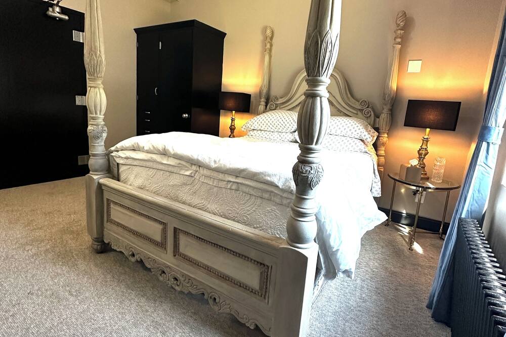 Photo of Bedroom in Silverton