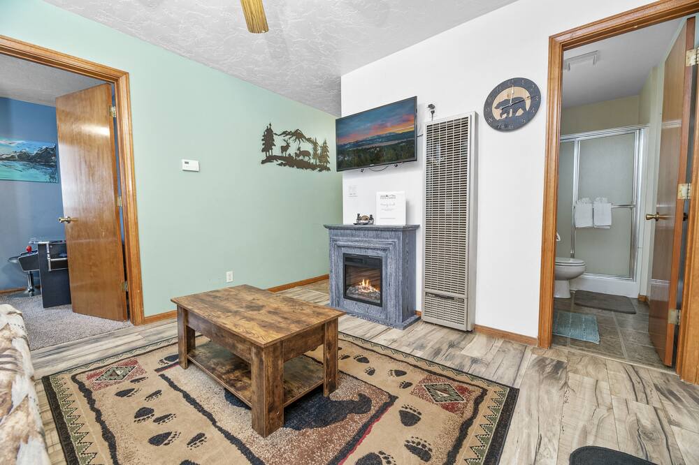 Photo of Livingroom in Ironwood Estates