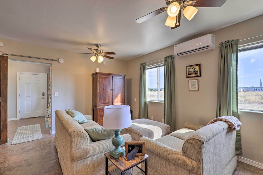 Photo of Livingroom in Paulden