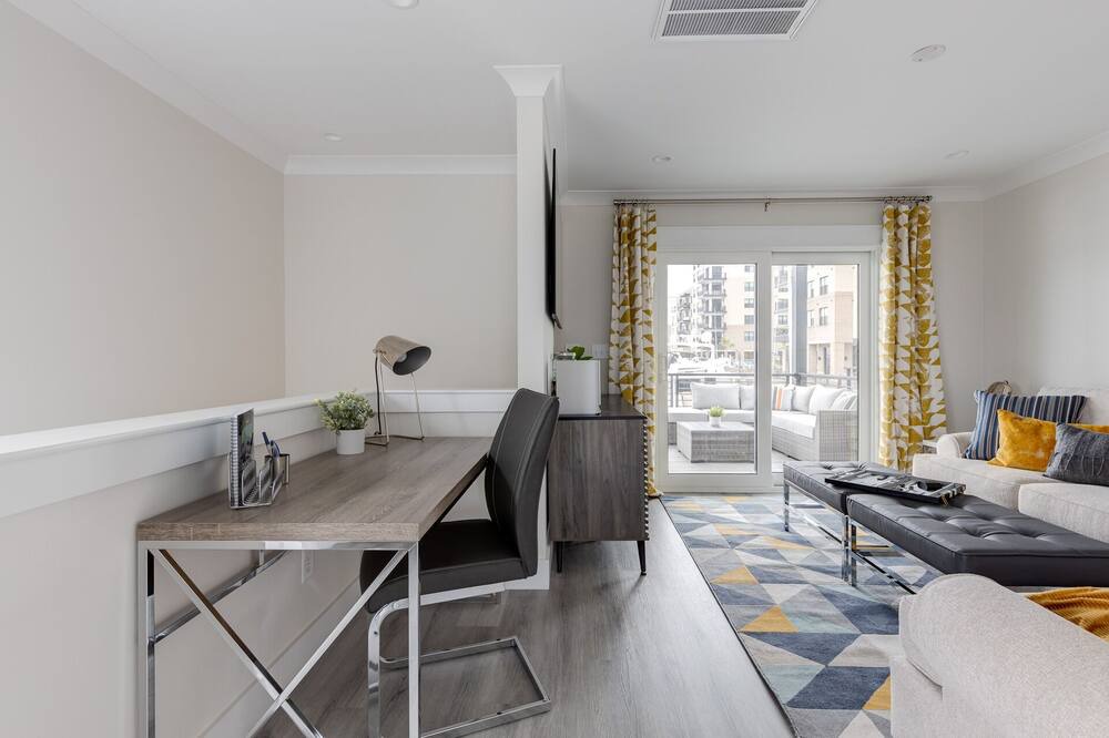 Photo of Livingroom in River District