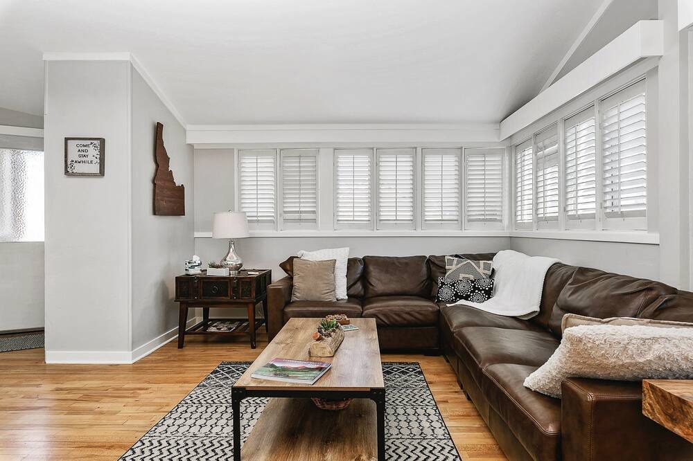 Photo of Livingroom in East End