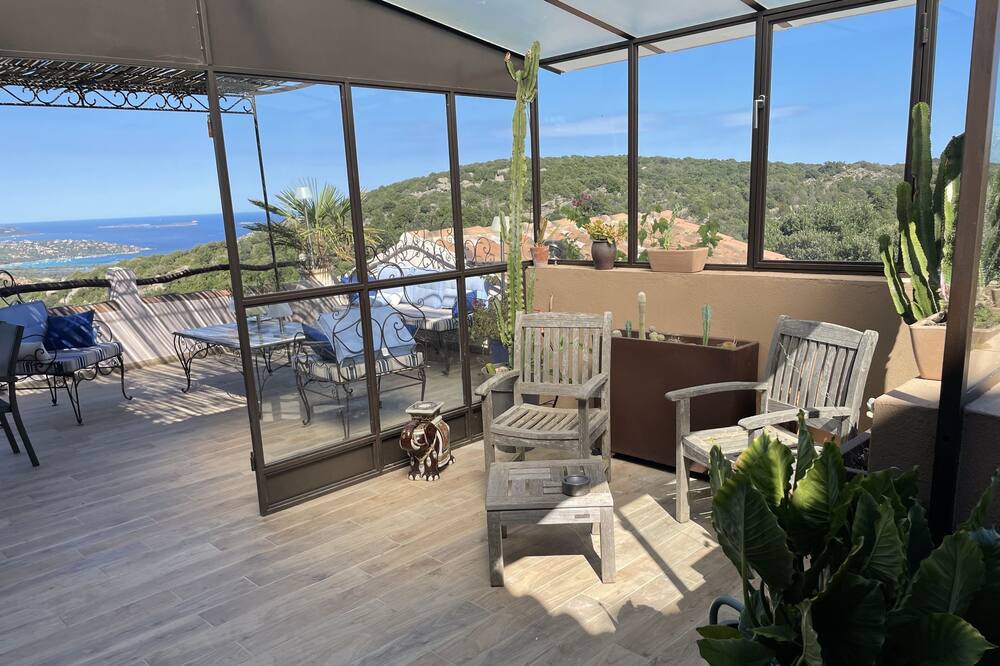 Photo of Patio Balcony in Pietra Long Salvini