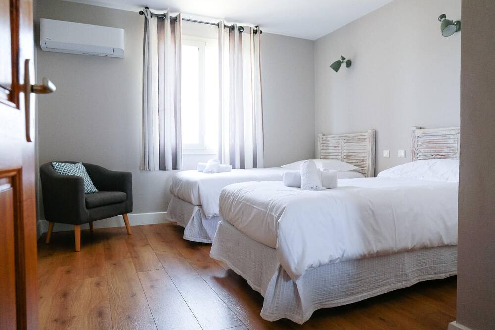 Photo of Bedroom in Farinole