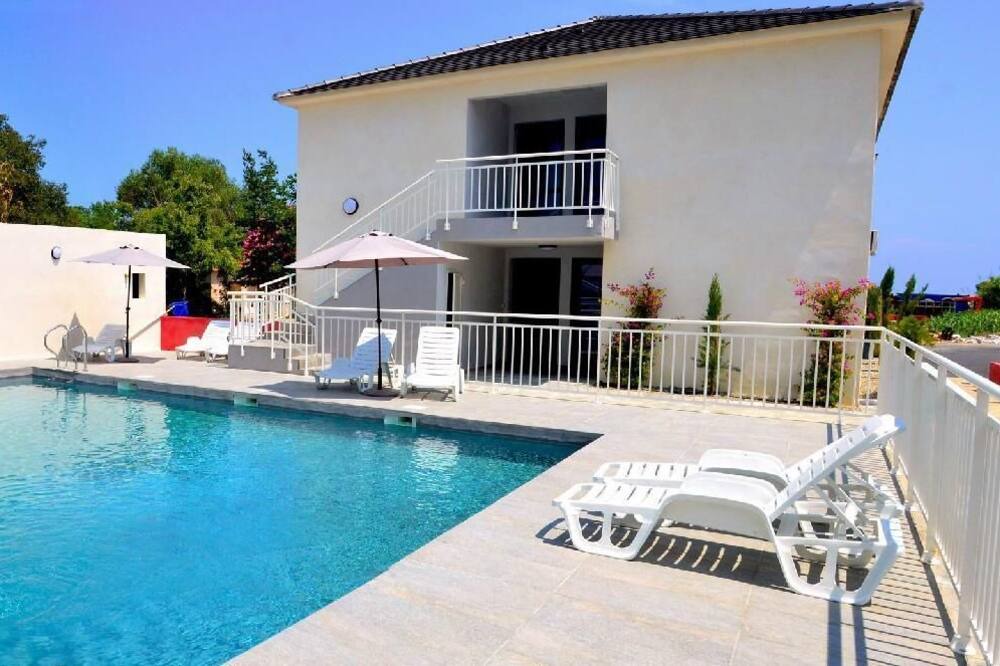 Photo of Outdoor in Santa-Lucia-di-Moriani