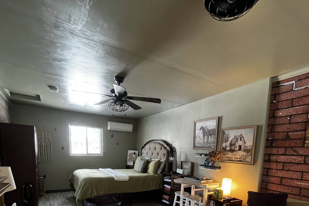 Photo of Bedroom in Cornville