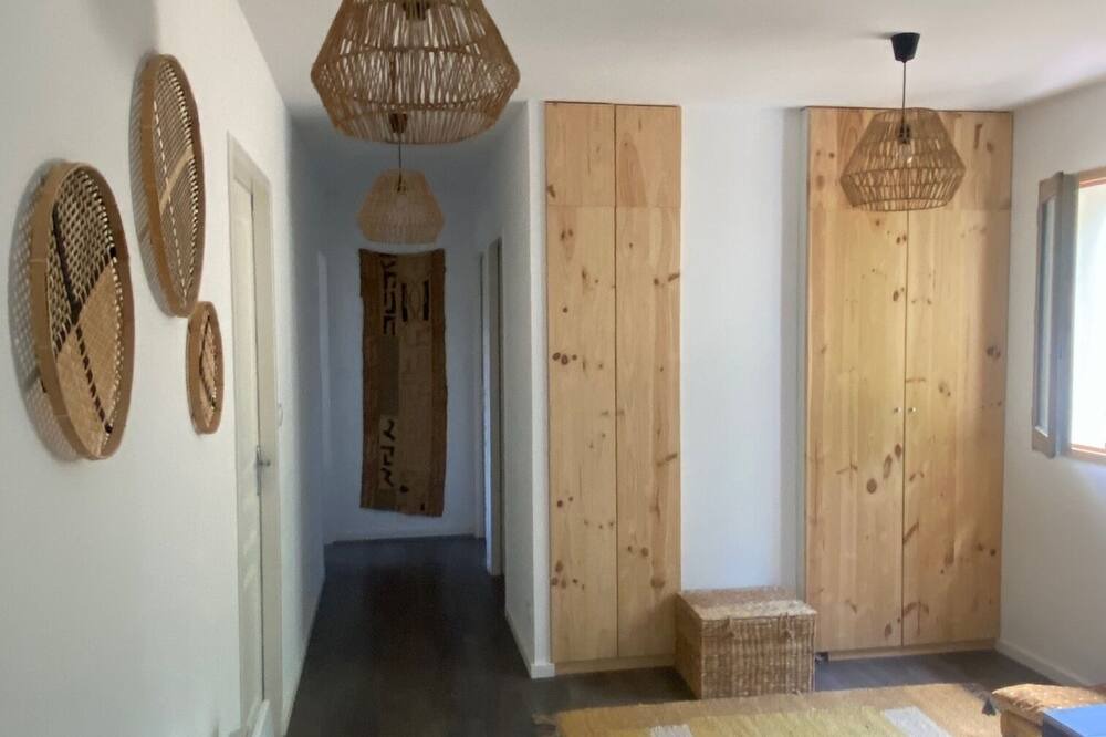 Photo of Others in Arbori