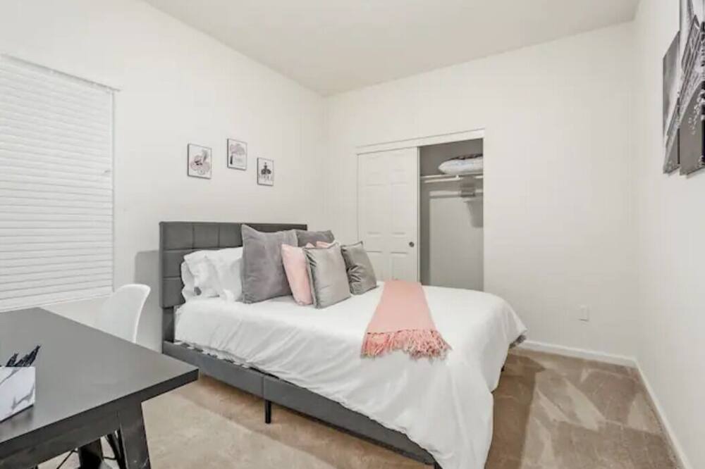 Photo of Bedroom in Roosevelt