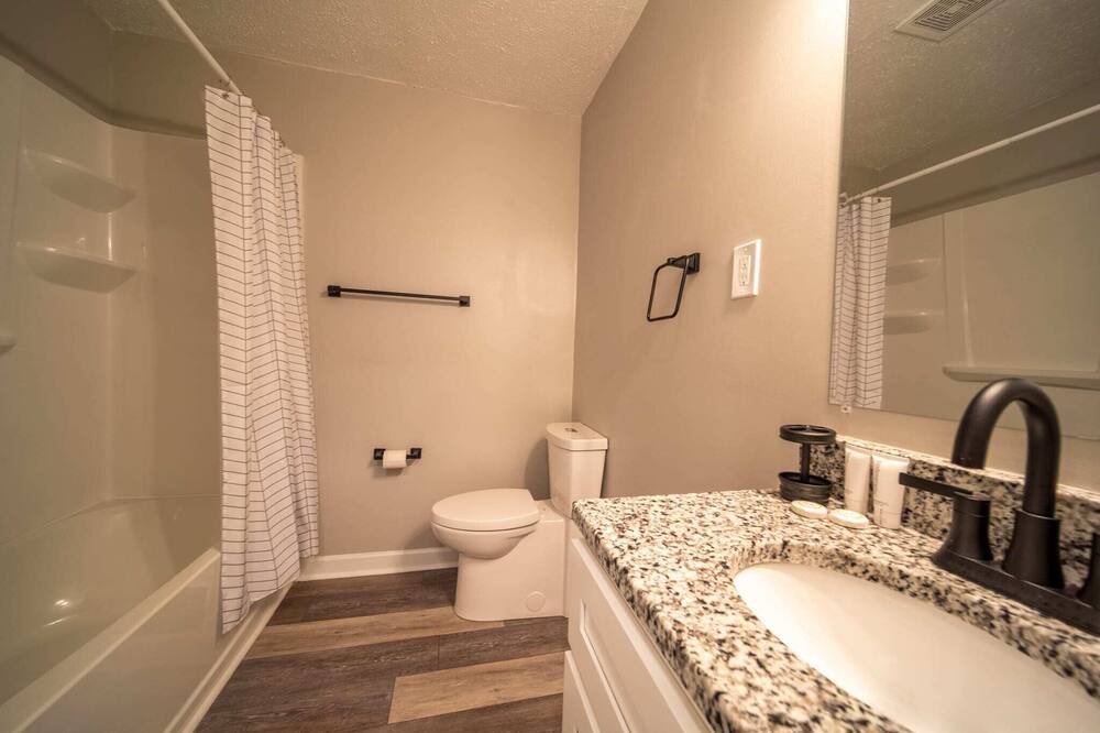 Photo of Bathroom in East Ocean View