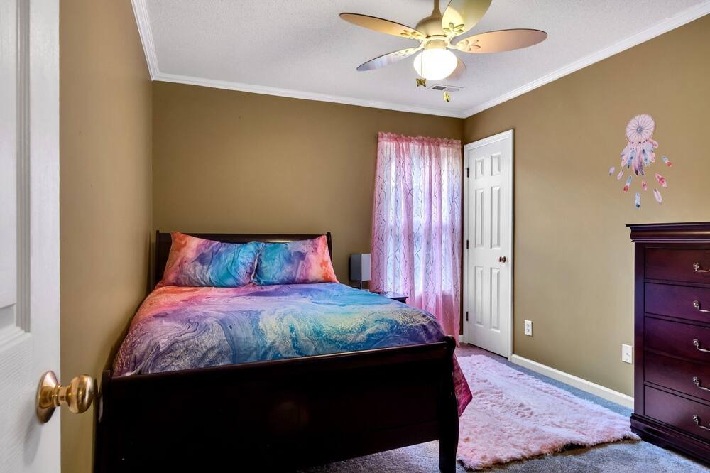 Photo of Bedroom in Greensboro