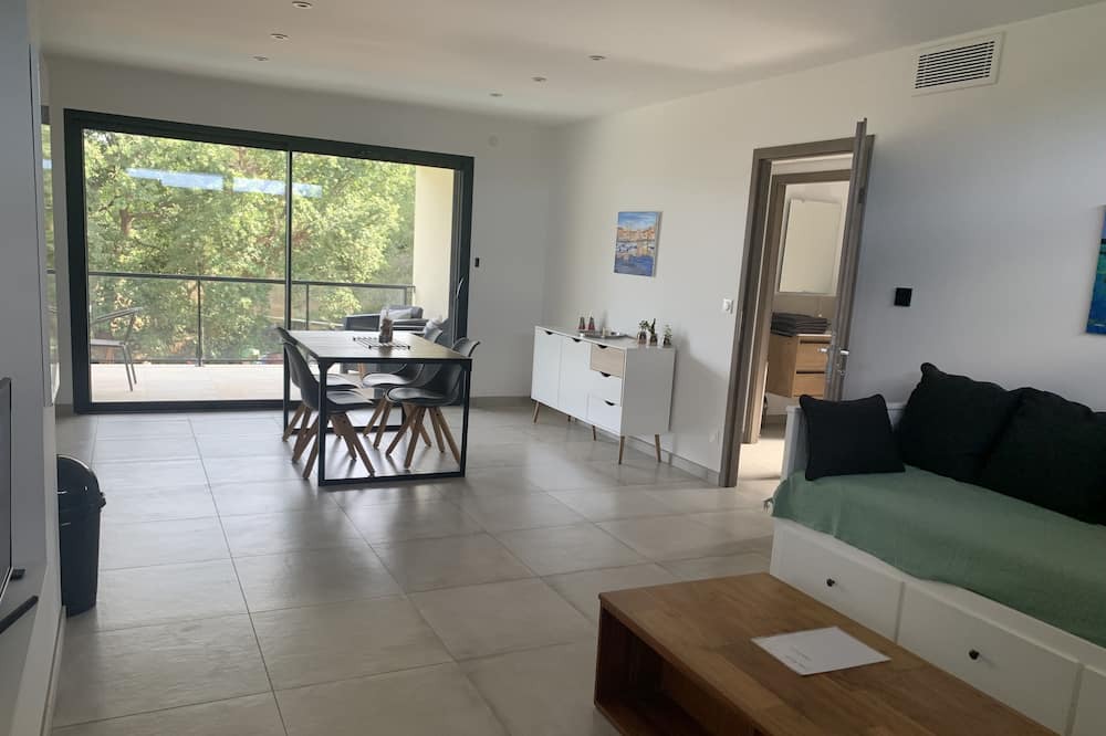 Photo of Livingroom in Arena