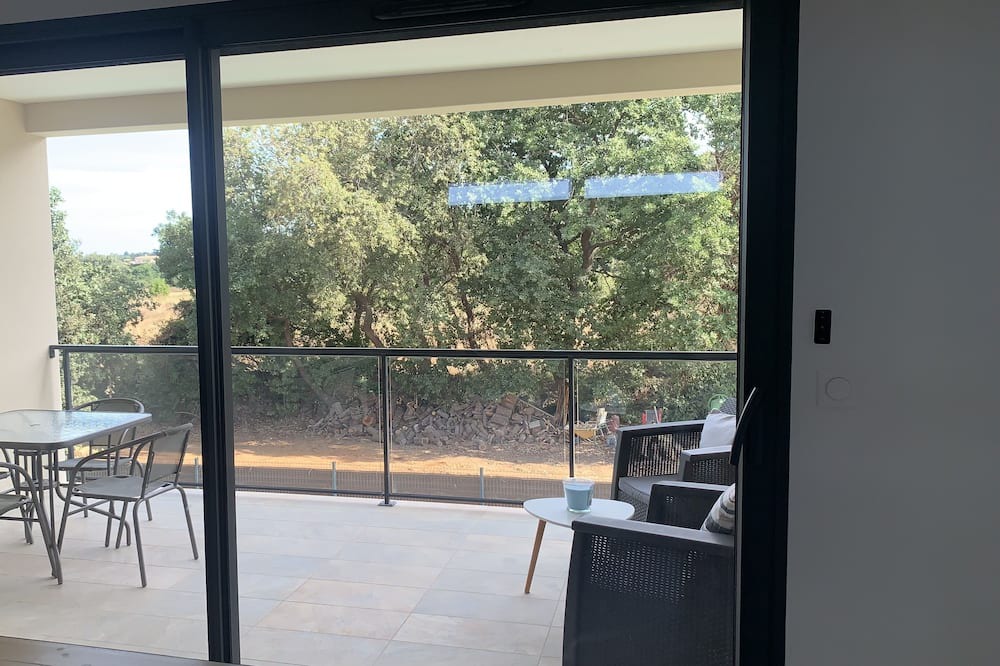 Photo of Patio Balcony in Arena