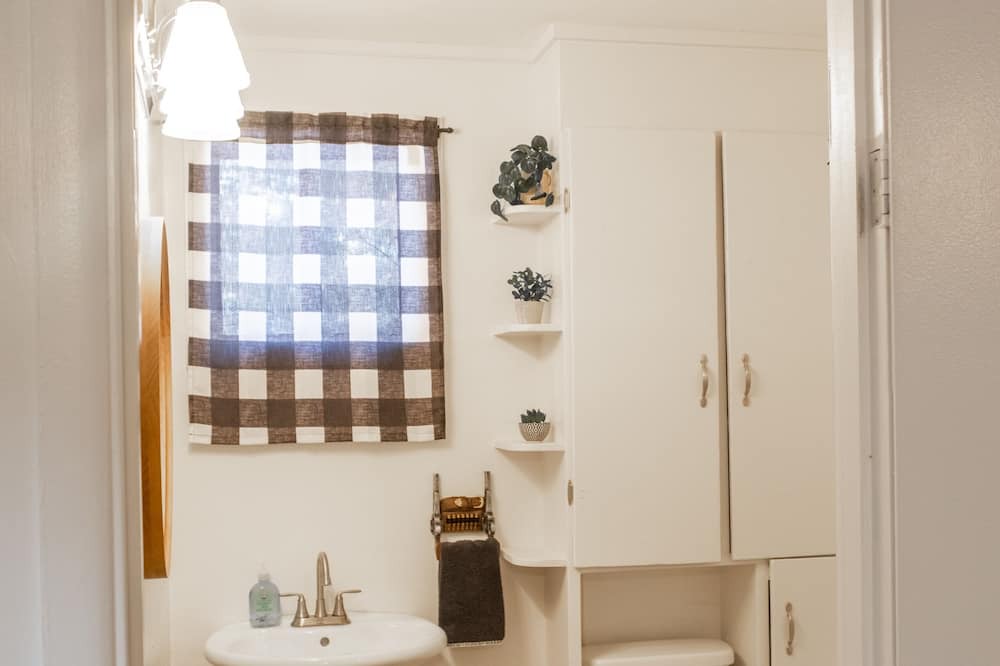 Photo of Bathroom in Ponderosa Park