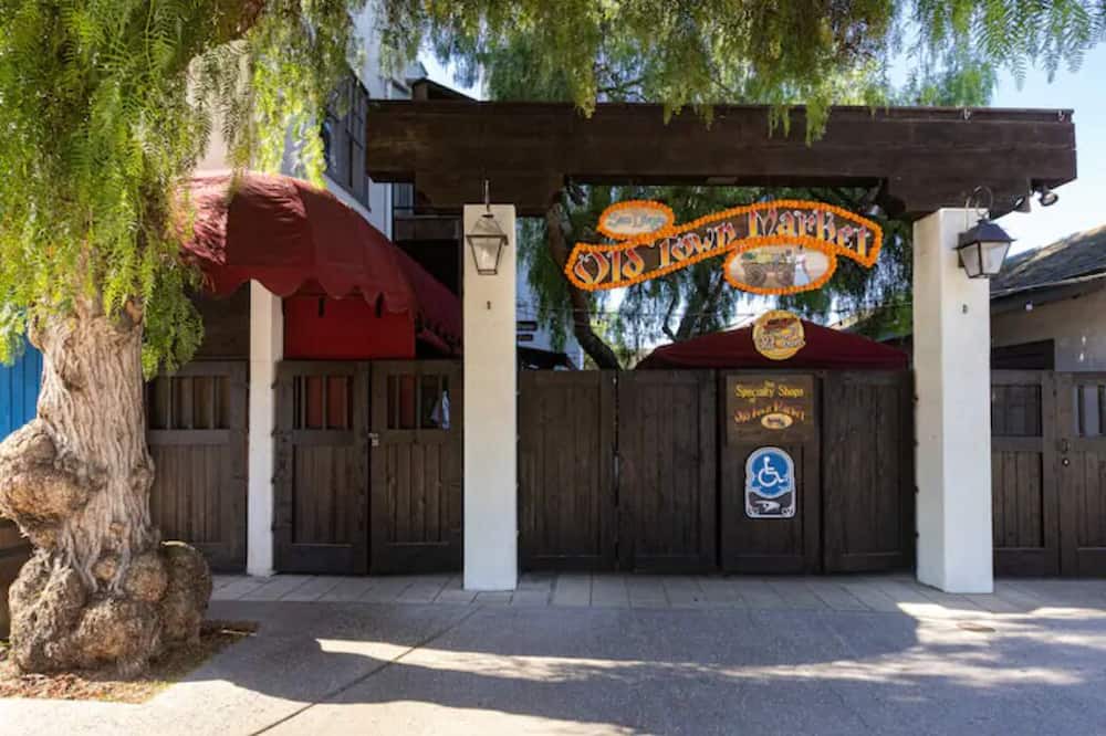 Photo of Outdoor in Mission Hills