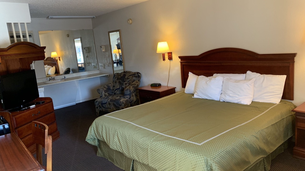 Photo of Bedroom in Williamsburg