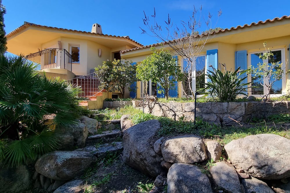Photo of Outdoor in Porto-Vecchio