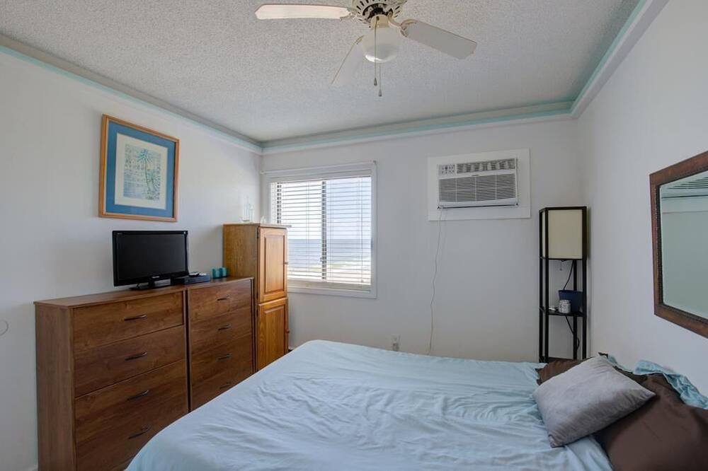 Photo of Bedroom in Sneads Ferry
