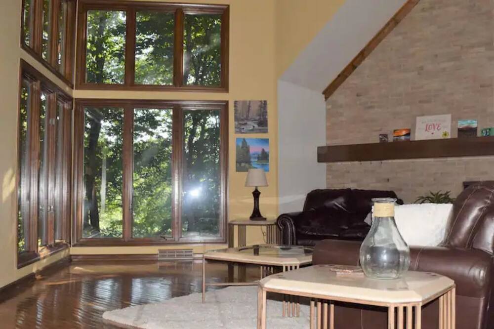 Photo of Livingroom in Columbus