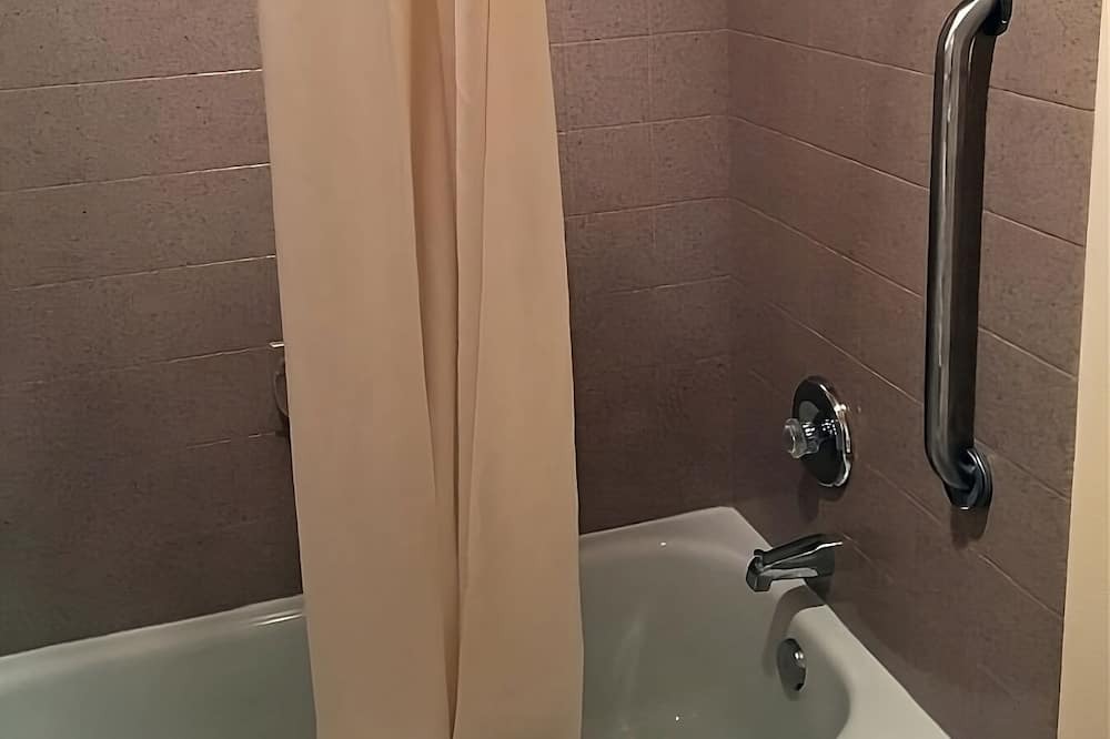 Photo of Bathroom in Kellogg