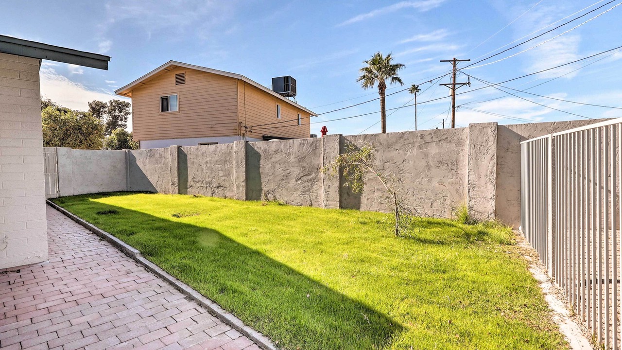 Photo of Outdoor in Scottsdale Estates Nine