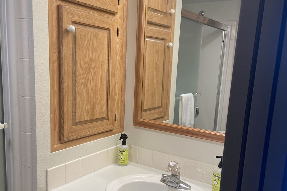 Photo of Bathroom in Hope