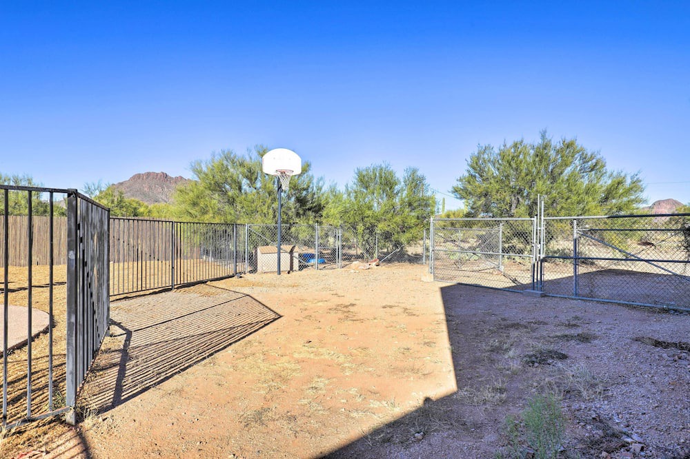 Photo of Others in Tucson Estates