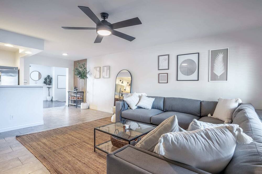 Photo of Livingroom in Southwest Village