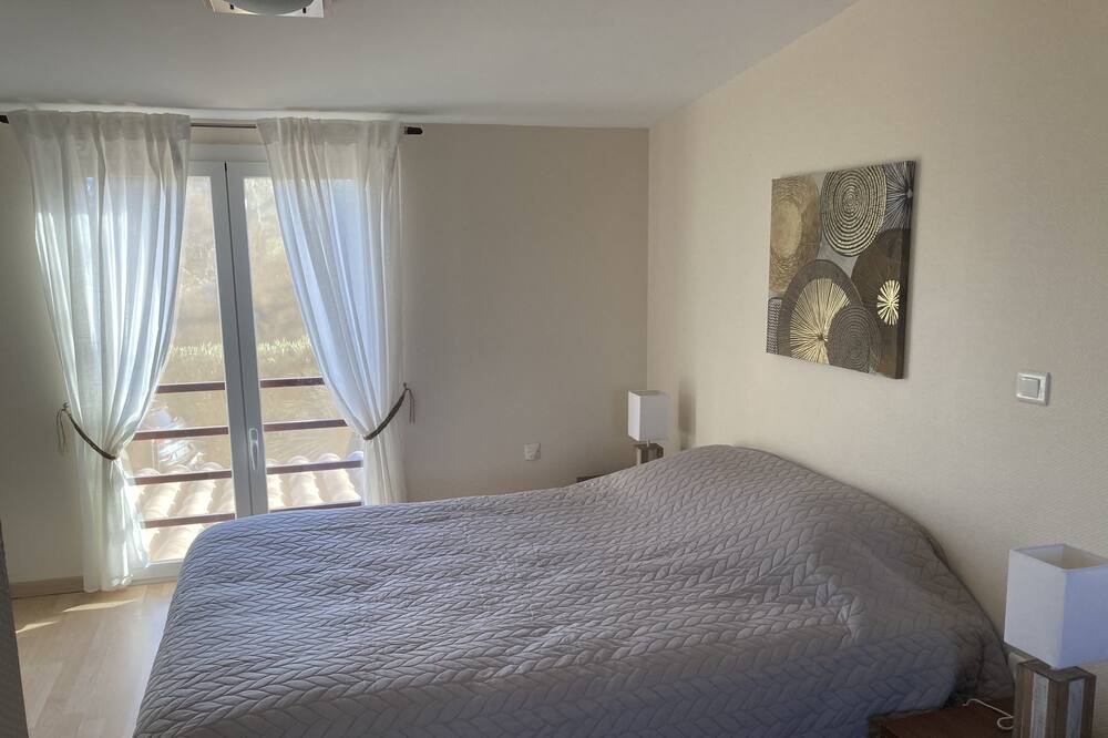 Photo of Bedroom in Casamozza