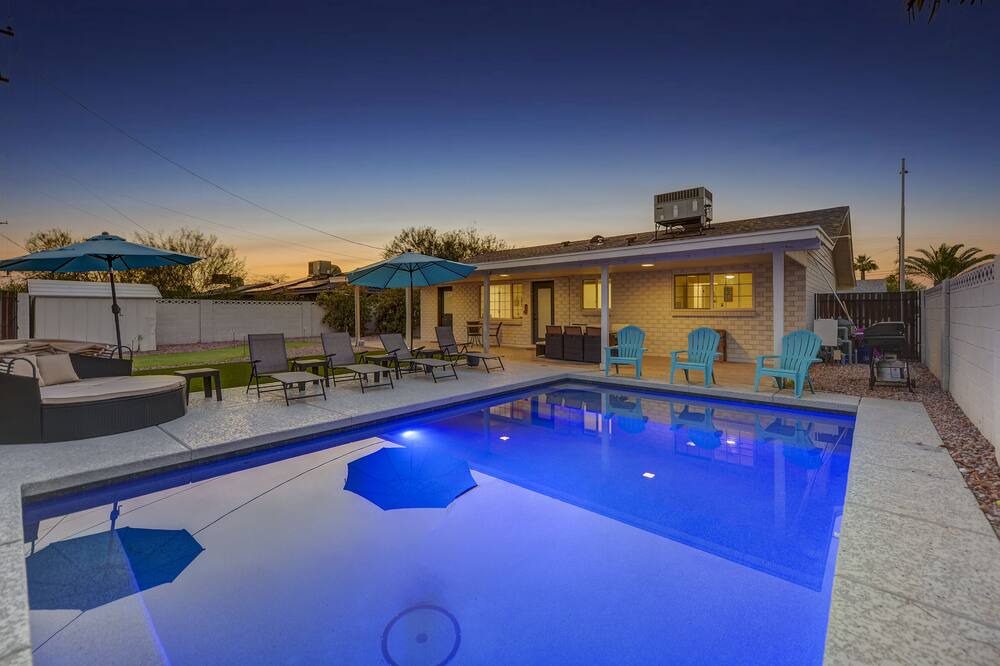 Photo of Outdoor in Scottsdale Estates Five