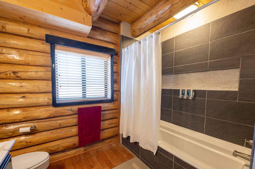 Photo of Bathroom in Ash Fork